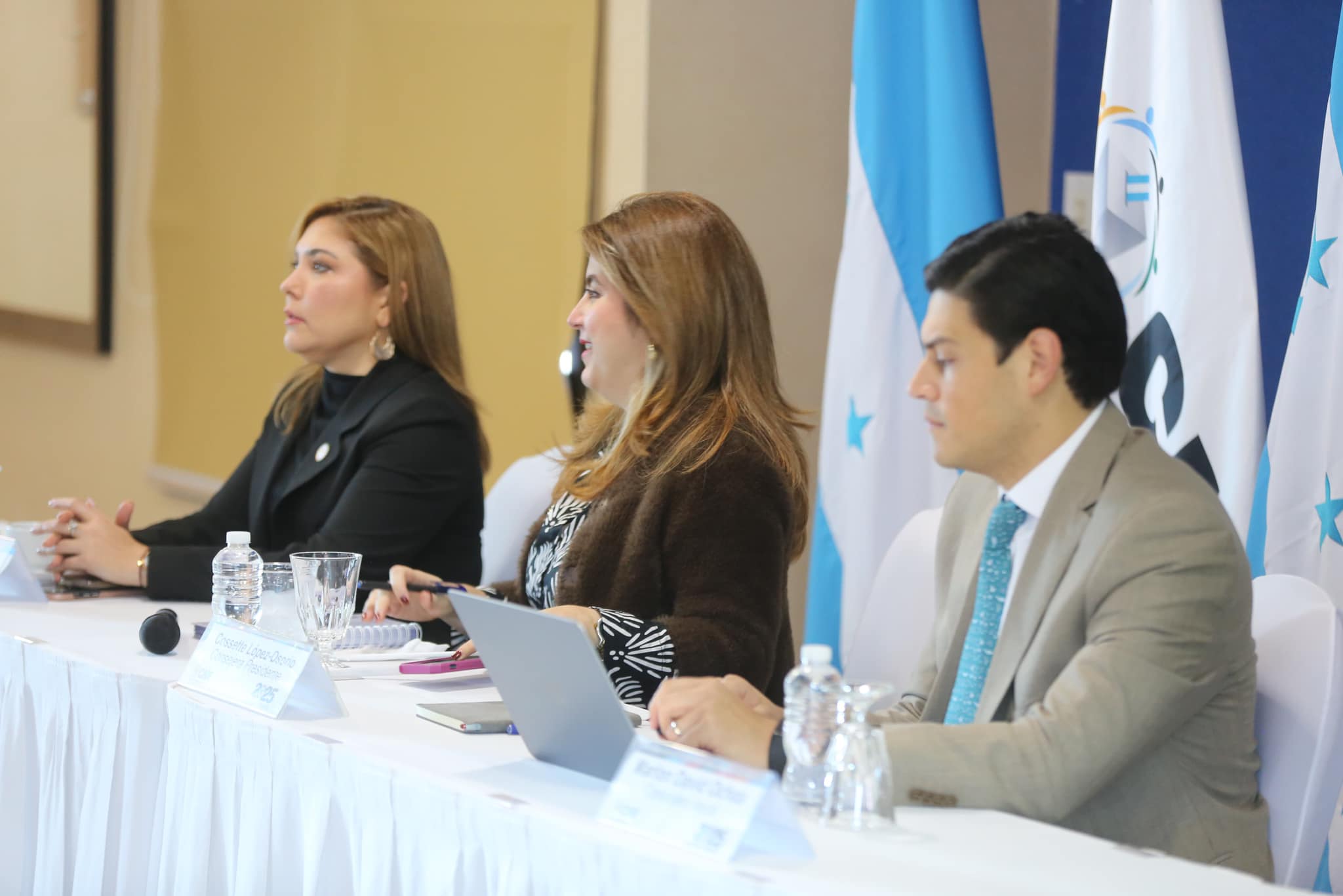 CNE de Honduras afronta acusaciones de manipulación electoral