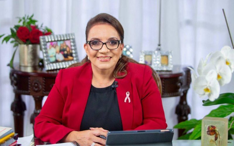Deterioro económico afecta imagen de Xiomara Castro en Honduras