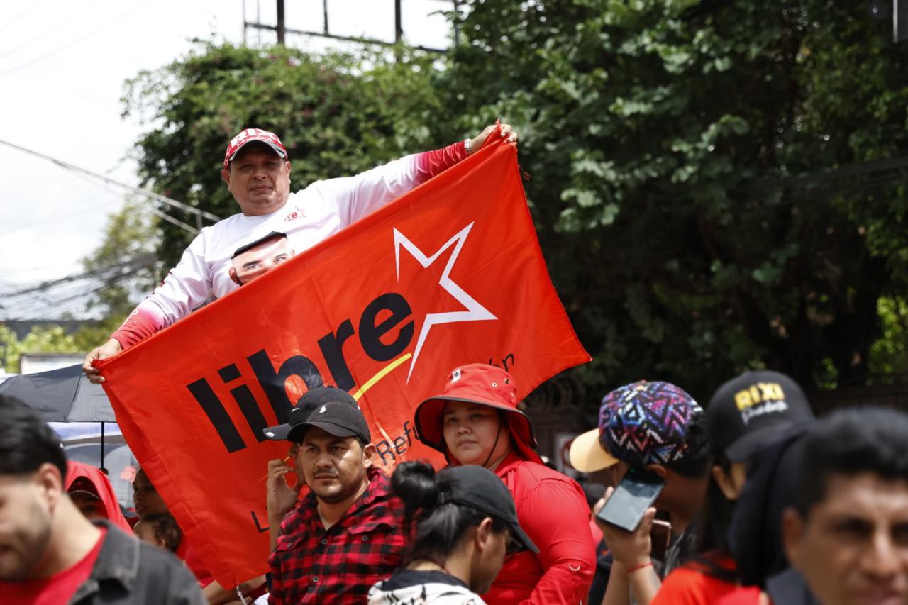 Problemas de corrupción y fragilidad electoral ponen en jaque a LIBRE en Honduras
