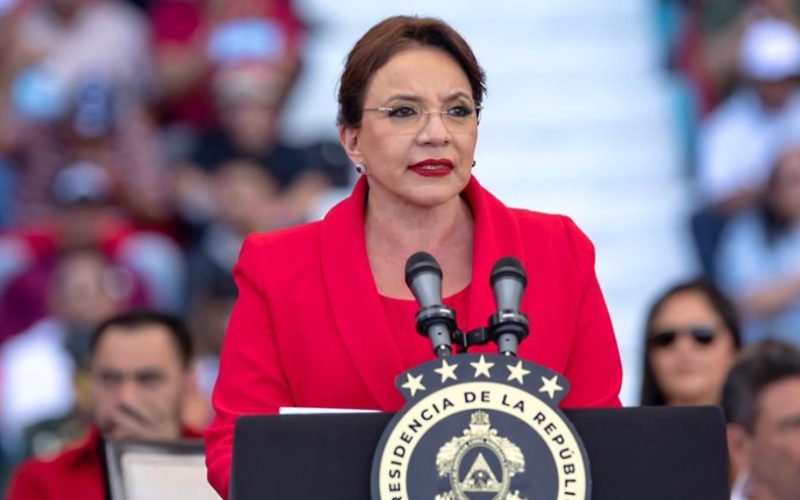 Proyecto socialista de Xiomara Castro enfrenta desafíos ante inestabilidad de Venezuela