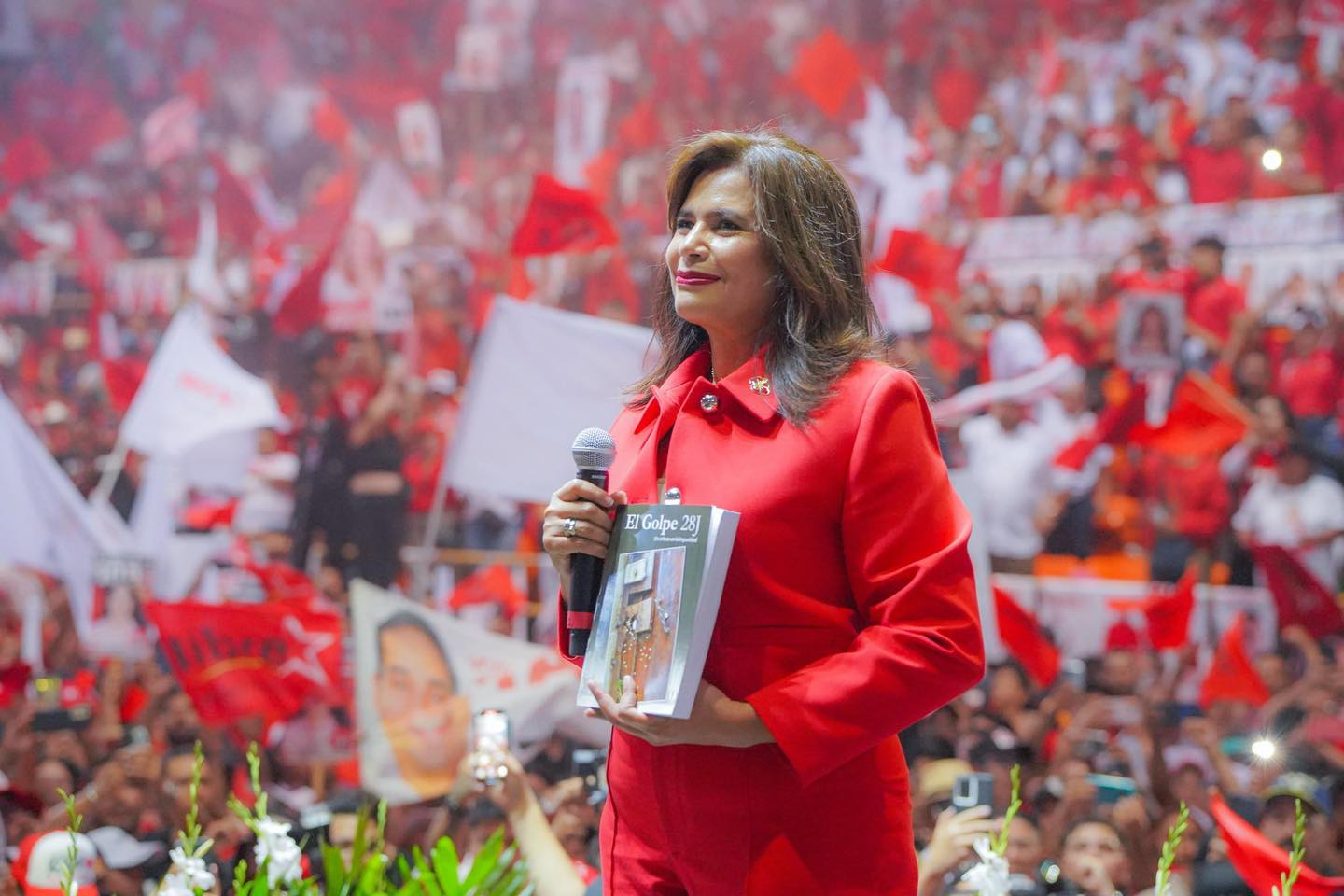 Transformación Política de LIBRE Frenada en Honduras