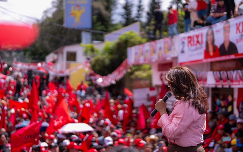 Washington en Alerta: Roger Stone Señala a LIBRE por Elecciones en Honduras